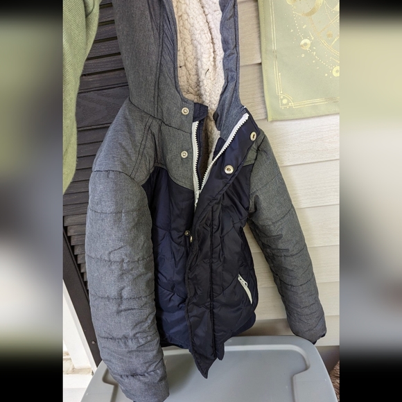 Kids Jacket - Picture 2 of 3